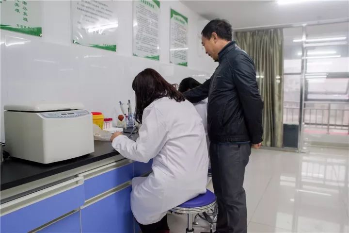 �����֣�Ϊ�������й�����ש����